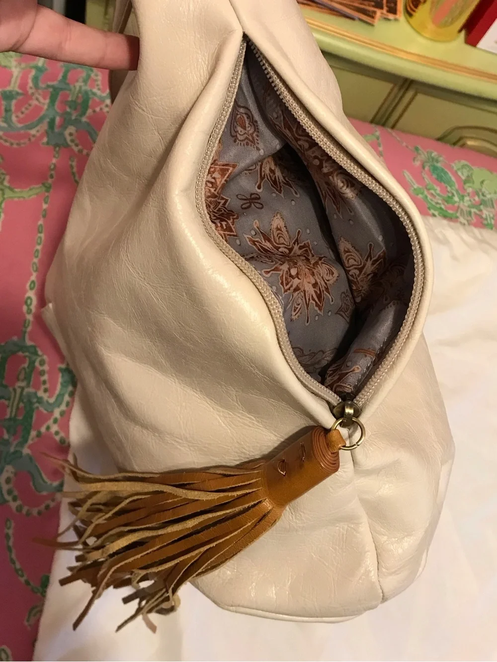 Hobo Harley cream with brown tassel Hobo Bag
